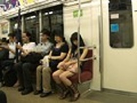 無言作品集23 街で見かけた露出の多い女性について行くと…　サンプル画像04